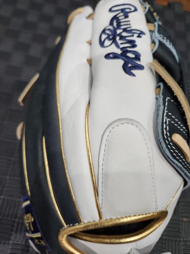 Rawlings RH Liberty Advanced Softball Glove 12.75" (New)