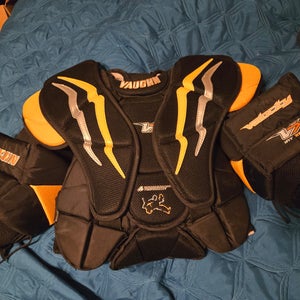 Vaughn Velocity V7 Goalie Chest Protector
