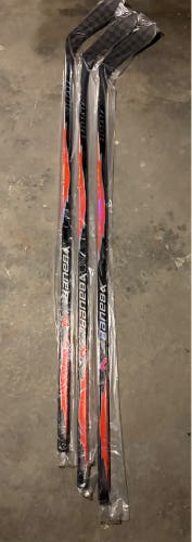 Senior Bauer Vapor Flylite Right Handed Hockey Stick P28 77 Flex (New)