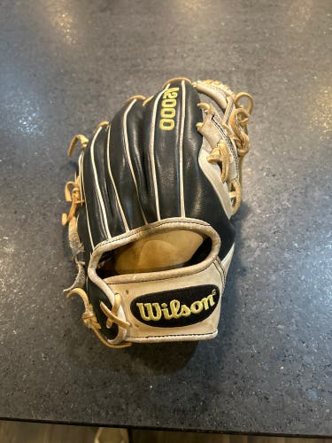 Wilson A2000 RH Infield Baseball Glove 11.5" (Used)
