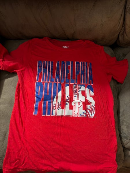 Phillies Red Large Boys Shirt (Used)