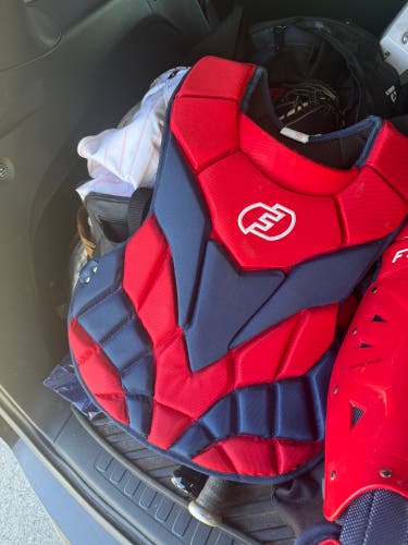 Red Catcher's Set (New)