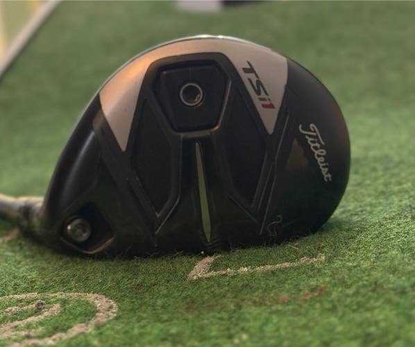 Titleist TSi1 20° 4 Hybrid RH Tour AD HY-65 R Flex w/HC