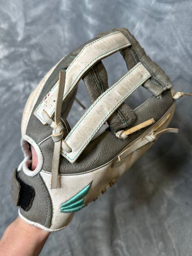 Gray Easton Ghost RH Outfield Softball Glove 11" (Used)