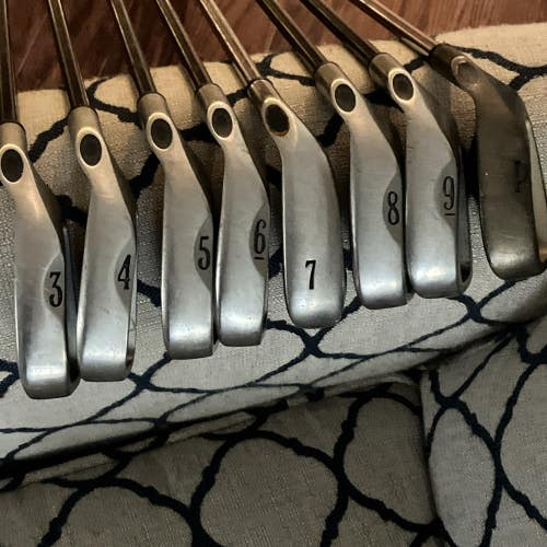 Callaway Big Bertha Iron Set 3-9, PW RCH96 Graphite Reg Flex RH - Mixed Set