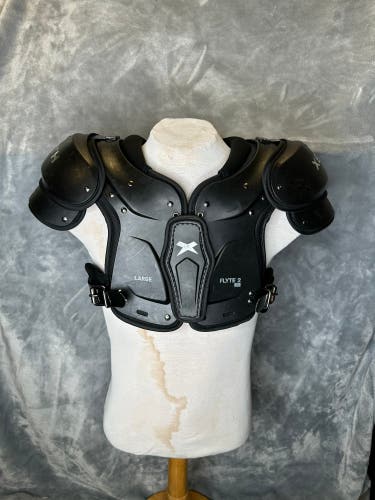 Large Youth Xenith Flyte Shoulder Pads (Used)