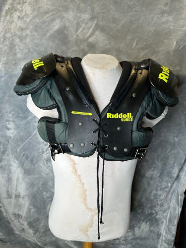 Large Youth Riddell Surge Shoulder Pads (Used)