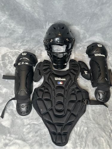Youth Wilson EZ Gear Kit Catcher's Set (Used)