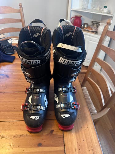 Mondo 29.5 Men's Nordica SpeedMachine Ski Boots Medium 110 Flex (Used)