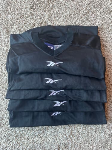 5 USED Hockey Practice Jerseys Size 52