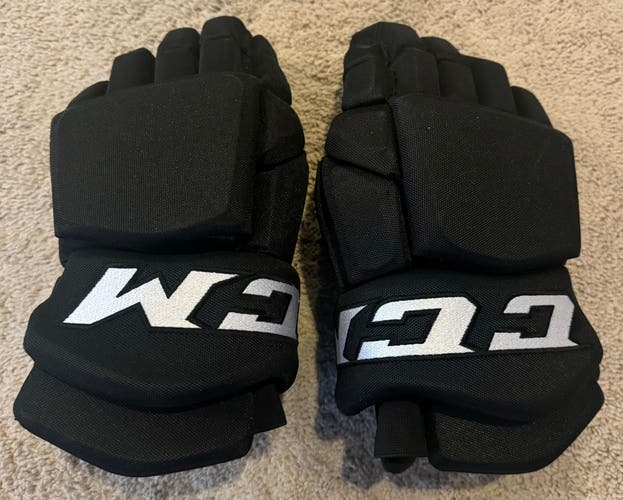 CCM HGTKPP Tacks Gloves 14" Pro Stock (Used)