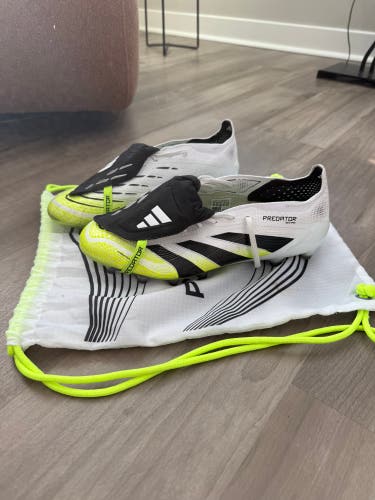 White Men's Size M 12.0 (W 13.0) Adidas Predator Elite FG Cleats (Used)