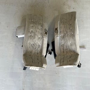 29" Brian's Netzero Goalie Leg Pads (Used)