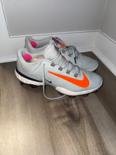 Gray Men's Size M 12.0 (W 13.0) Adult Nike Nike alpha huarache elite 4 Low Top Molded Cleats (New)