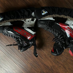 CCM JetSpeed FT6 Pro Hockey Skates Regular Width 6 (Used)