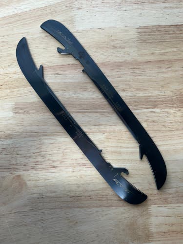 272mm NHL Pro Stock Miro Heiskanen Used Bauer Fly-Ti Skate Blades / Runners