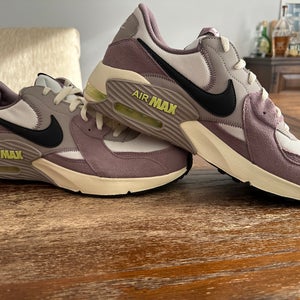 Men's Size 13.0 (W 14.0) Nike Shoes (New)