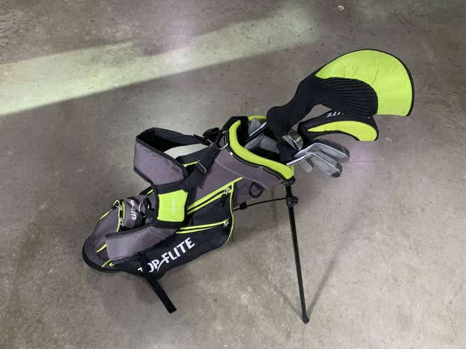 Top Flite Junior Club Set Driver 4H 7 & 9 SW Putter Junior RH HC +Bag