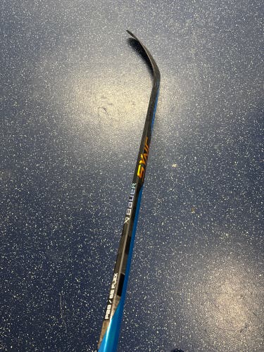 Intermediate Bauer Nexus Sync Right Handed Hockey Stick P28 65 Flex (New)