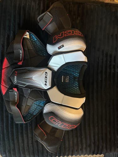 Large Senior CCM Shoulder Pads (Used)