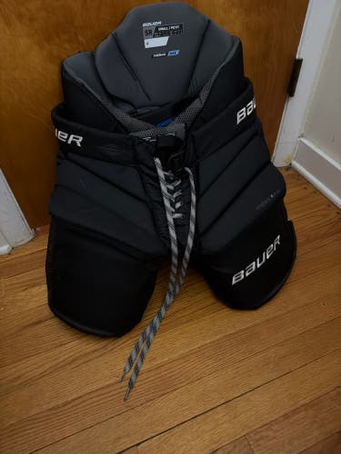 Senior Small Bauer Elite Hockey Goalie Pants + Senior elite Jock (Used)