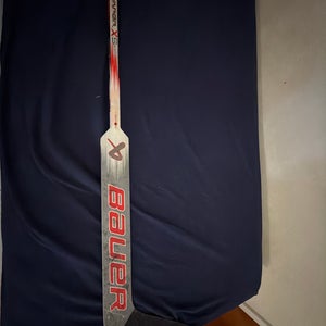 Intermediate Bauer Vapor X5 Pro Regular Goalie Stick 23" Paddle (Used)