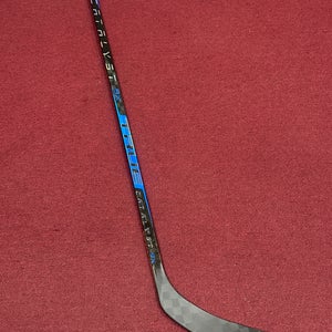 True Catalyst 9x Left Hand Hockey Stick P28 70 Flex Pro Stock (New) Item#TR9X