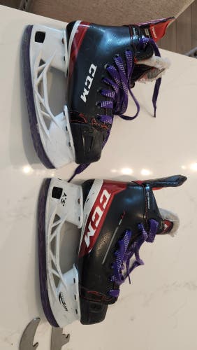 CCM JetSpeed FT485 Hockey Skates Regular Width Size 1 (Used)