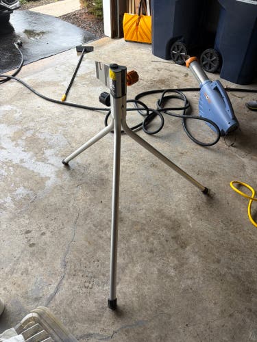 (Used) Zooka Electronic Pitching Machine Baseball with Tripod Stand and charger/adapter