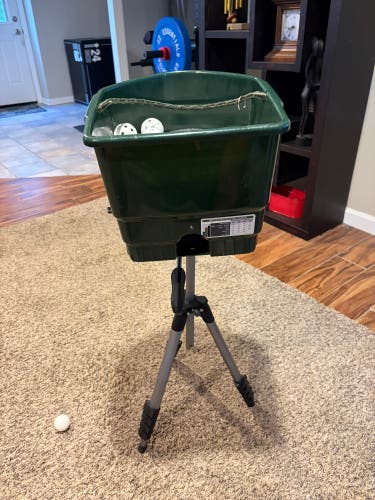 Accessory (Used) MAXBP Original Portable Baseball Pitching Machine Set, 39 Plastic Balls, AC Adapter