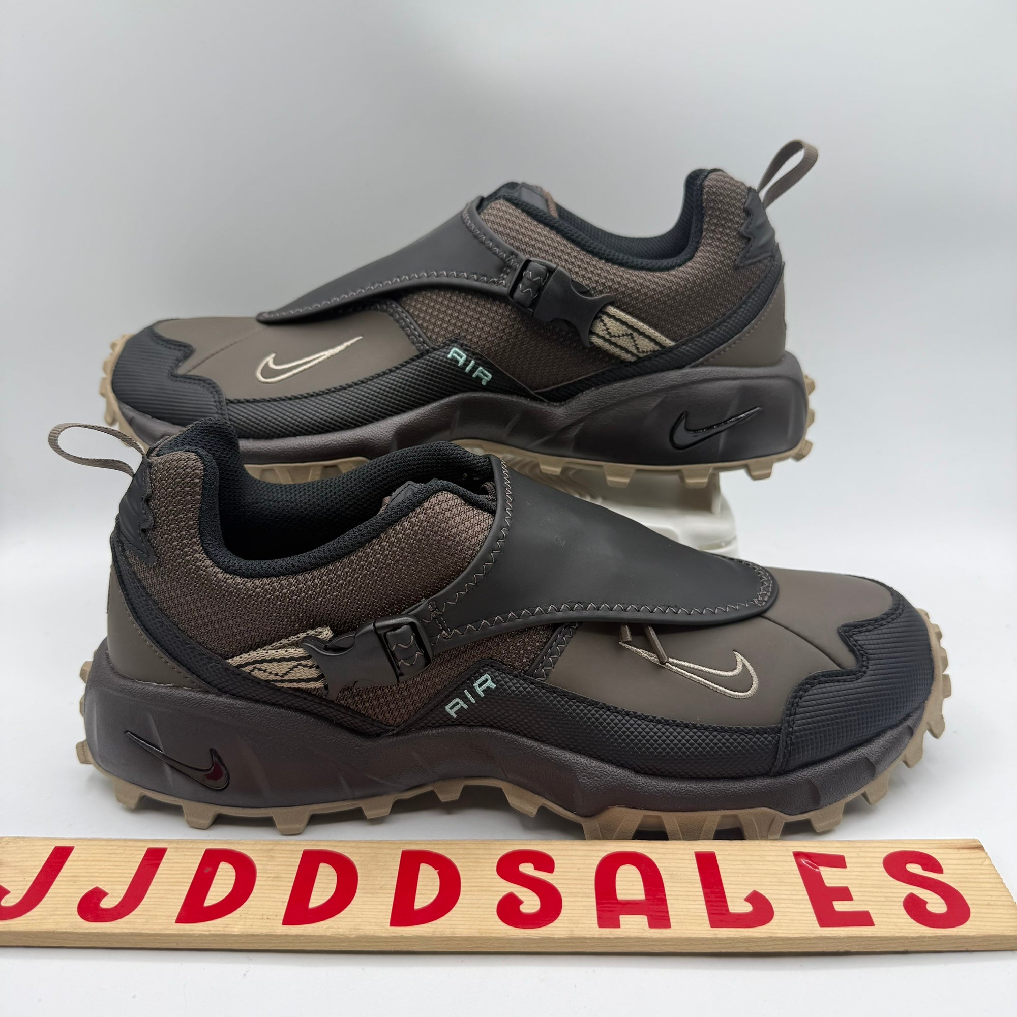 Mens size 8-Nike ACG Phassad Trail Runner Baroque Brown Khaki nby HM7133-201 Nike ACG Phassad Baroque Brown Khaki HM7133-201 Men main image 3