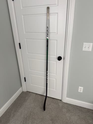 Senior CCM JetSpeed FT6 Pro Right Handed Hockey Stick P28M 80 Flex Pro Stock (Used)