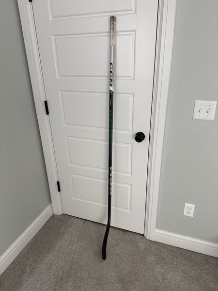Senior CCM JetSpeed FT6 Pro Right Handed Hockey Stick P28M 80 Flex Pro Stock (Used)