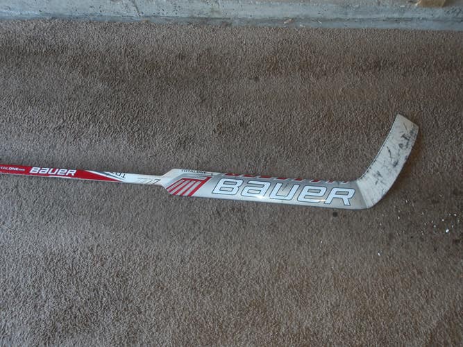 Senior Bauer TotalOne Full Right Goalie Stick 26.5" Paddle Pro Stock (Used)
