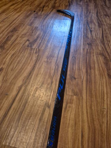 Senior Bauer Pulse Right Handed Hockey Stick P92 70 Flex (New)