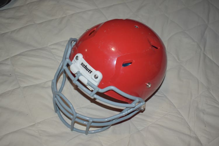 Schutt Youth Vengeance Hybrid Football Helmet, Youth, Small