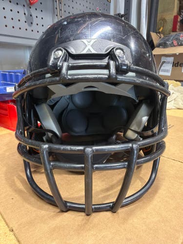 USED XENITH X2E+ YOUTH STANDARD FOOTBALL HELMET - MEDIUM - BLACK