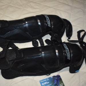 NEW - Easton Jen Schiro “The Very Best” Fastpitch Catchers Leg Guards, Black, Large 15 Inches