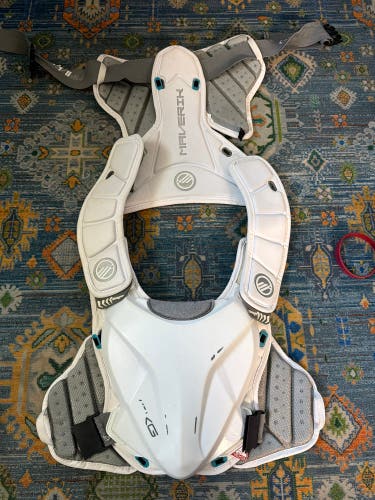 Medium Adult Maverik MAX EKG Shoulder Pads (Used)