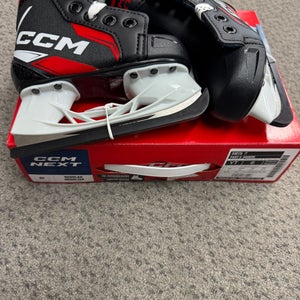 CCM Youth Next Hockey Skates Regular Width 6 (New)