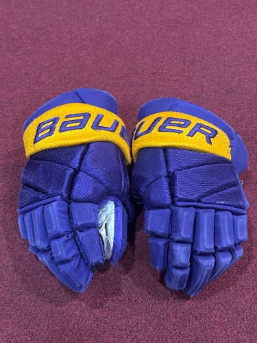 Bauer Vapor Gloves 13" Pro Stock Item#MNK14