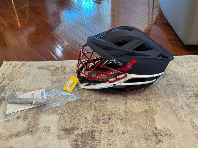 Awesome looking Cascade XRS Pro Helmet (Brand New!!) SEND OFFERS PLZ. WILLING TO NEGOTIATE