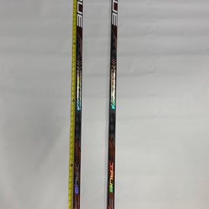 Senior True HZRDUS 9x4 Right Hand Hockey Stick P28 85 Flex (2-Pack)