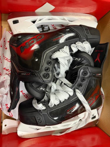 CCM JetSpeed FT890 Hockey Skates Wide Width 7 (Used)