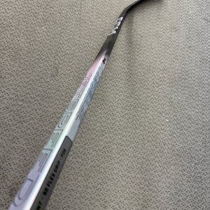 Intermediate CCM JetSpeed FT8 Pro Left Hand Hockey Stick P28 55 Flex (New)