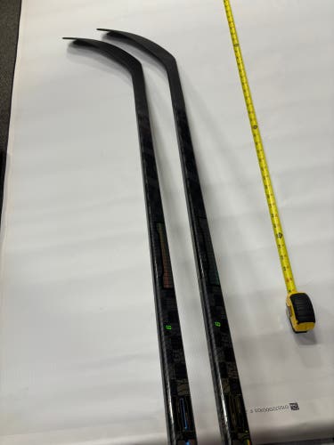 Senior CCM Ribcor Trigger 6 Pro Right Handed Hockey Stick P92M 80 Flex (2-Pack)