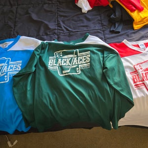 Mens XL Hockey Jerseys (3)