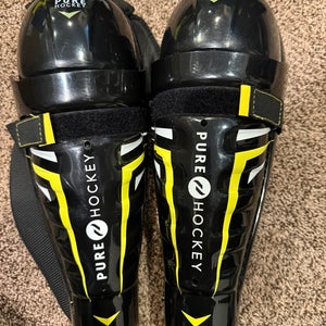 Junior Pure Hockey 11" Shin Pads (Used)