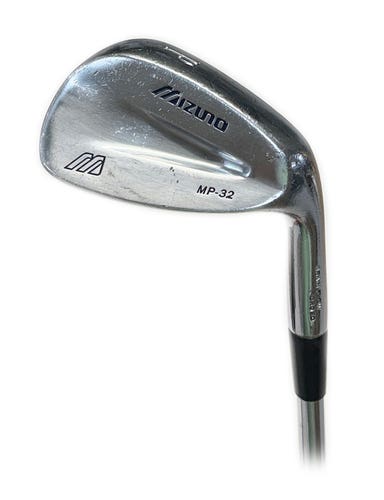 Mizuno MP-32 Forged Pitching Wedge Steel True Temper Dynamic Gold S300 Stiff
