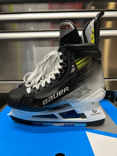 Bauer Vapor Hyperlite2 Hockey Skates NCAA Pro Stock Size 10.5 FIT 2 288mm (New)